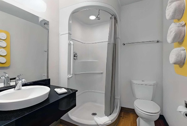 Motel 6-San Jose, CA - South image 6